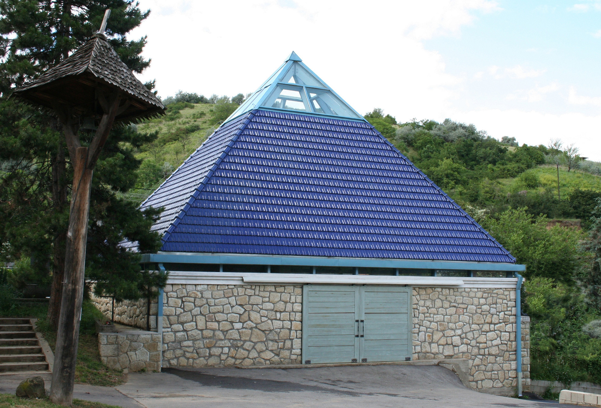 Tokaj Ravatalozo Bodony Av